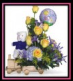 Arreglo imperial con tren de madera , peluche y globo